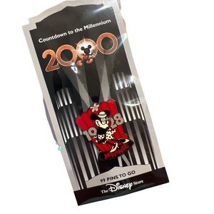 Vintage NEW, unopened Disney Countdown to the Millennium Minnie Mouse #100 Pin